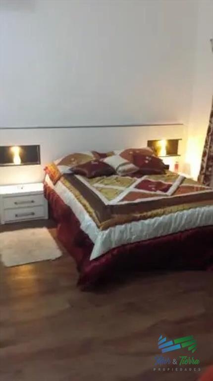 Casa en venta. Cuenta con ambientes amplios, A