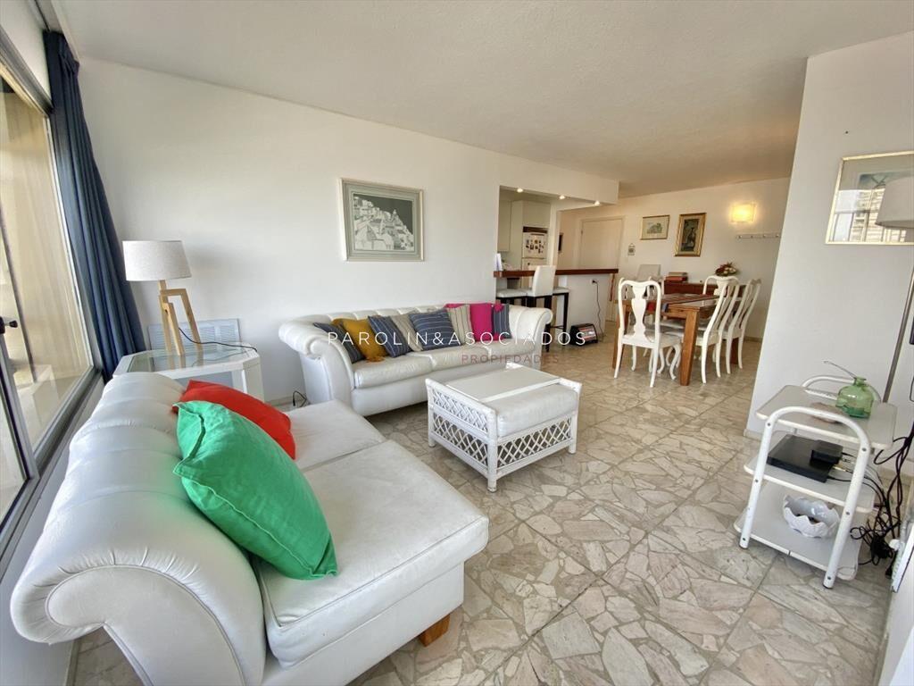 Apartamento en Peninsula, 3 dormitorios