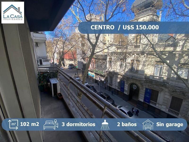 Venta de apartamento 3 dormitorios en el Centro
