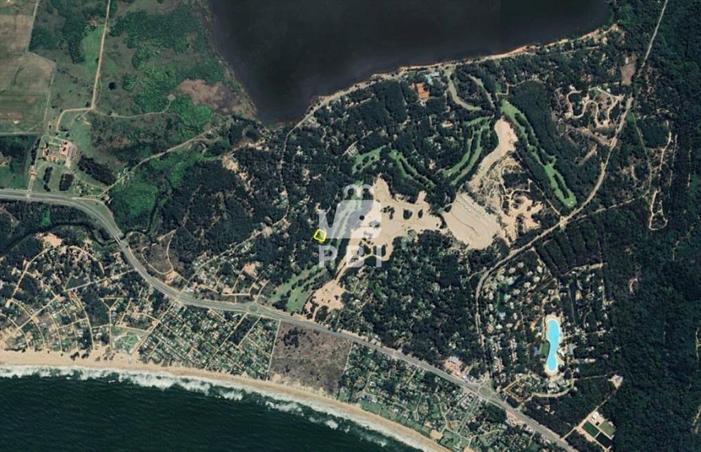 Terreno en venta en Club Del Lago, Punta Ballena