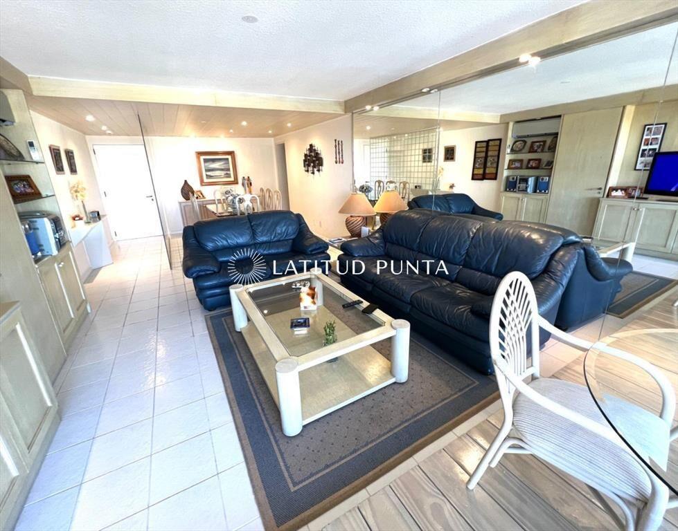 Apartamento en Punta del Este, Mansa