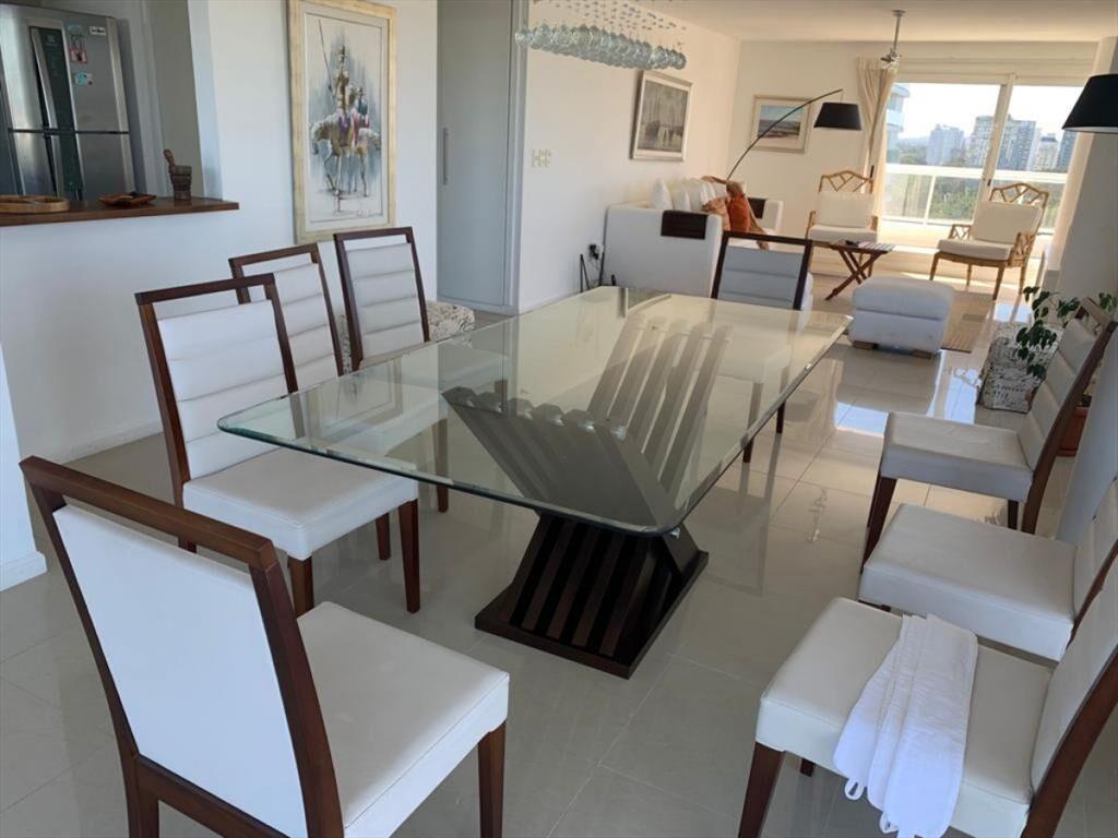 Excelente pent-house en Jardines de Sierra