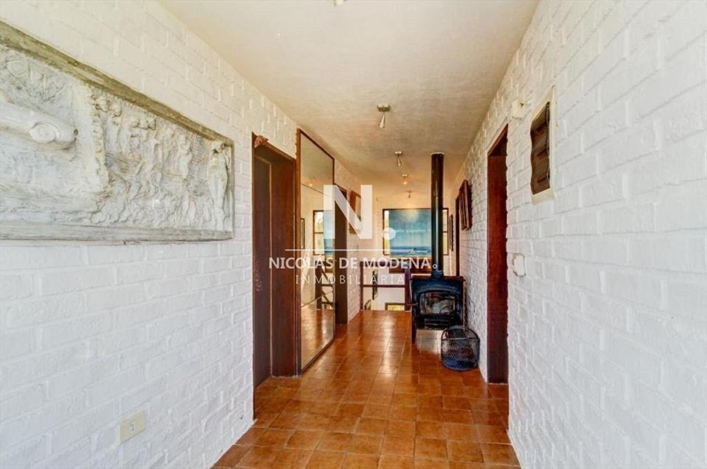 Casa frente al mar en Punta Piedras, 4 dormitorios
