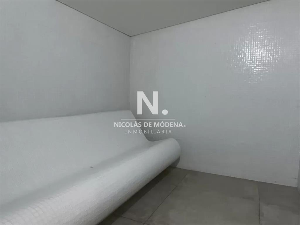 Departamento de 3 dormitorios en venta en Punta