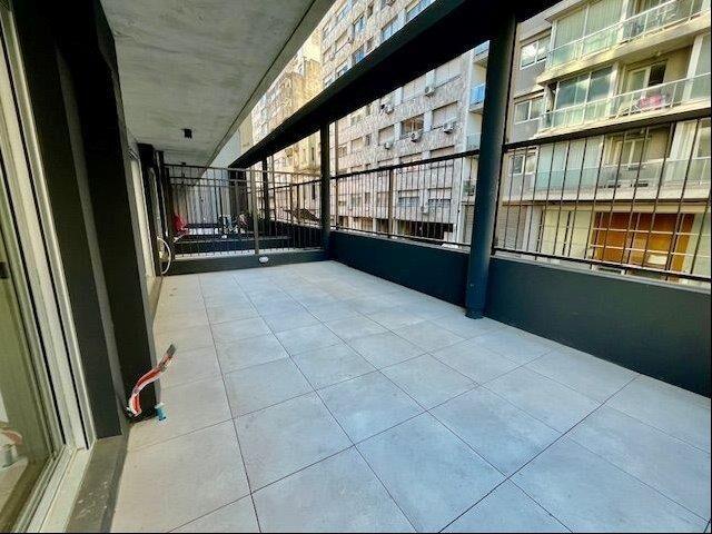 VENTA CON RENTA APARTAMENTO CORDÓN SUR 1 DORMITORIO CON AMP