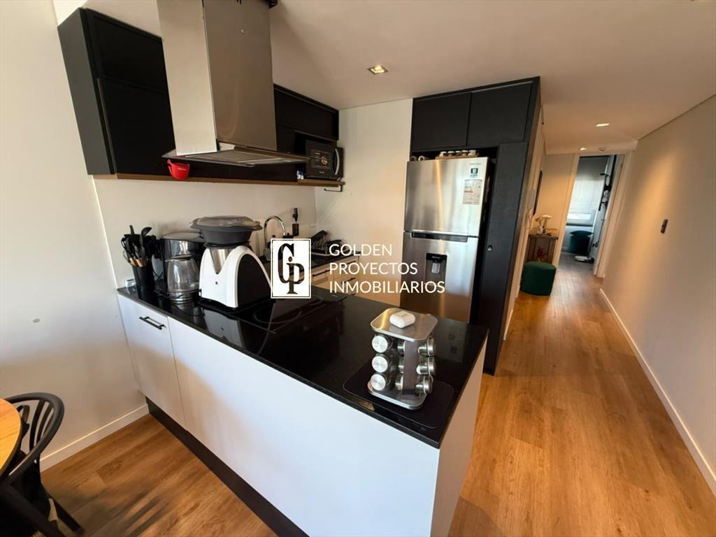 Apartamento en Venta Dos Dormitorios Doble Garage