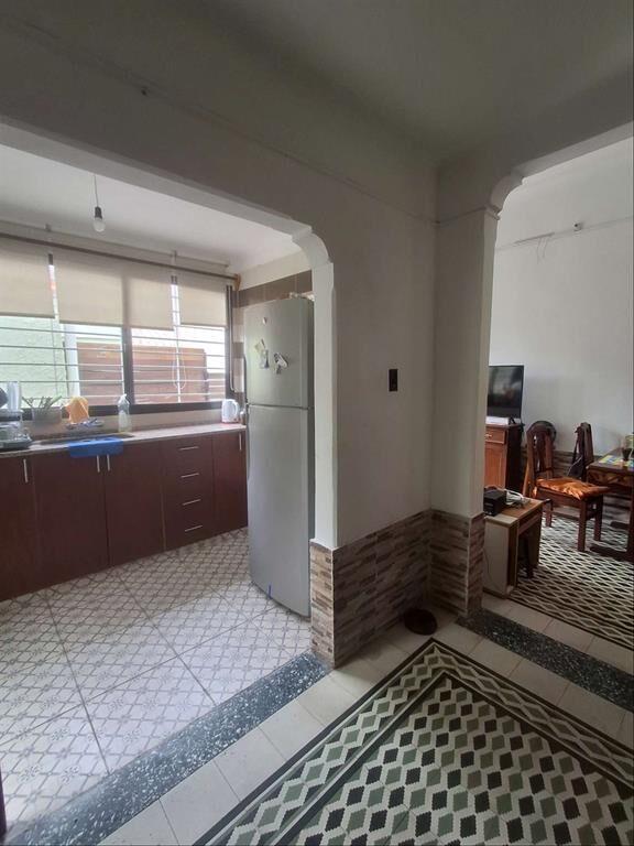 Venta casa de 2 dorm + apartamento de 1 dormitorio, la casa