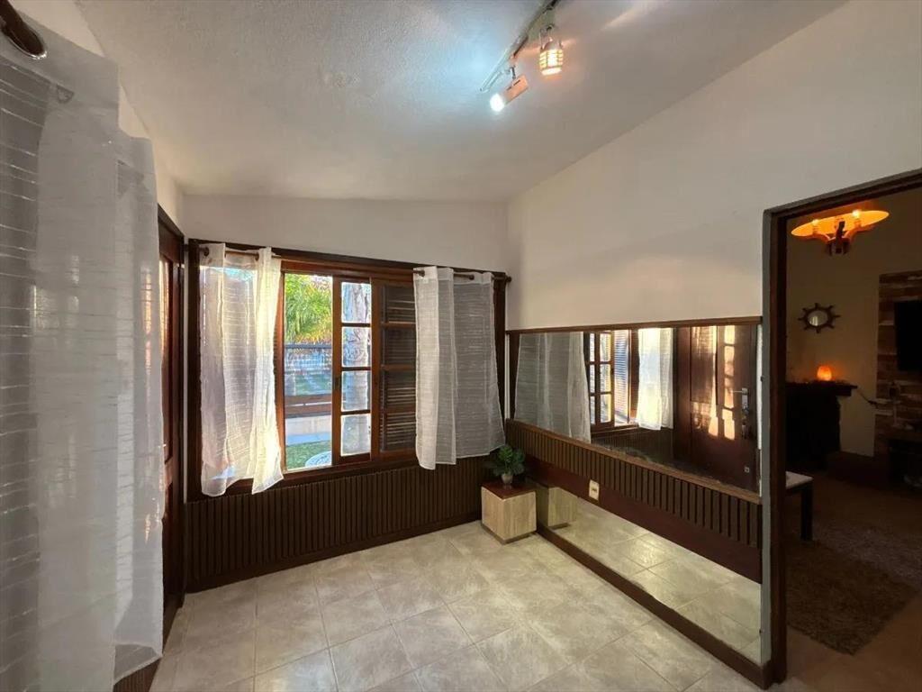 Casa en venta con apartamento en mismo padron piscina 560 m