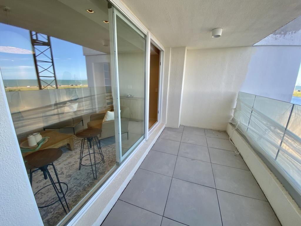 APARTAMENTO EN VENTA 3 DORMITORIOS - POSEIDON