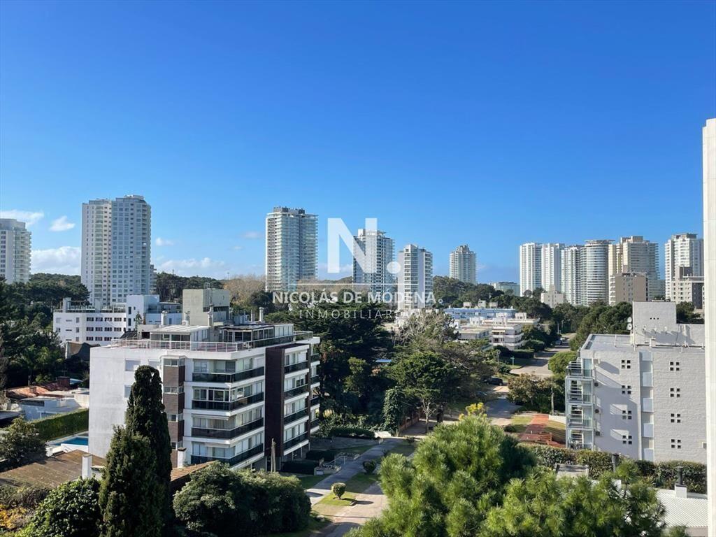 Apartamento de 3 dormitorios en Punta del Este