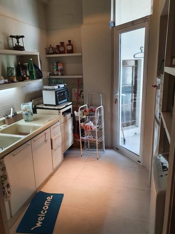 Frente a plaza Matriz, gran vista, 115 m2 , reciclado