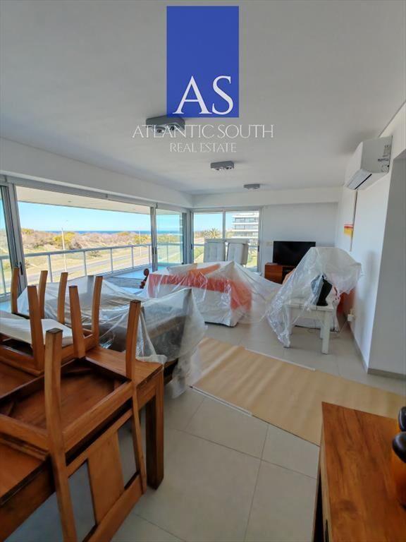 Apartamento moderno primera linea Playa Brava 3