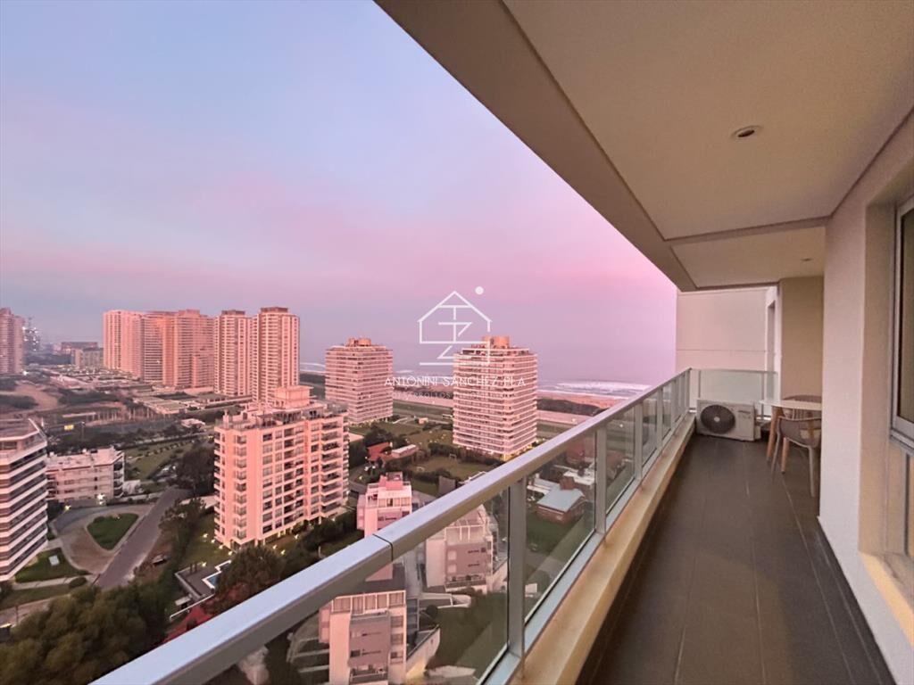 Alquiler apartamento dos dormitorios Punta del Este playa B