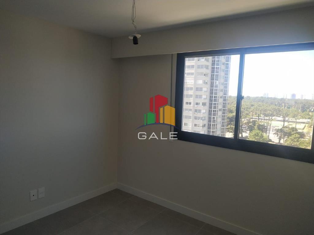 Apartamento A Estrenar Esquinero, En Edificio Con