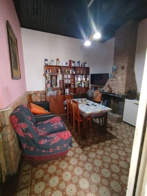 INVERSOR 3 CASAS/ 5COCHRERAS/A 1CUADRA BULEVAR ARTIGAS Y ...