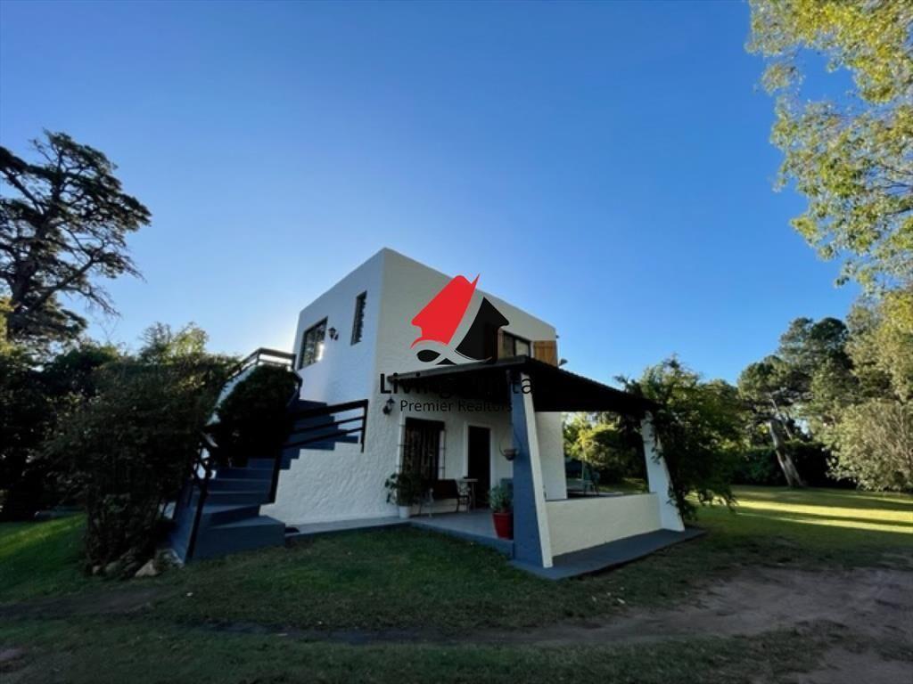 Casa en venta. Pinares. Ideal para todo el aÃ±o