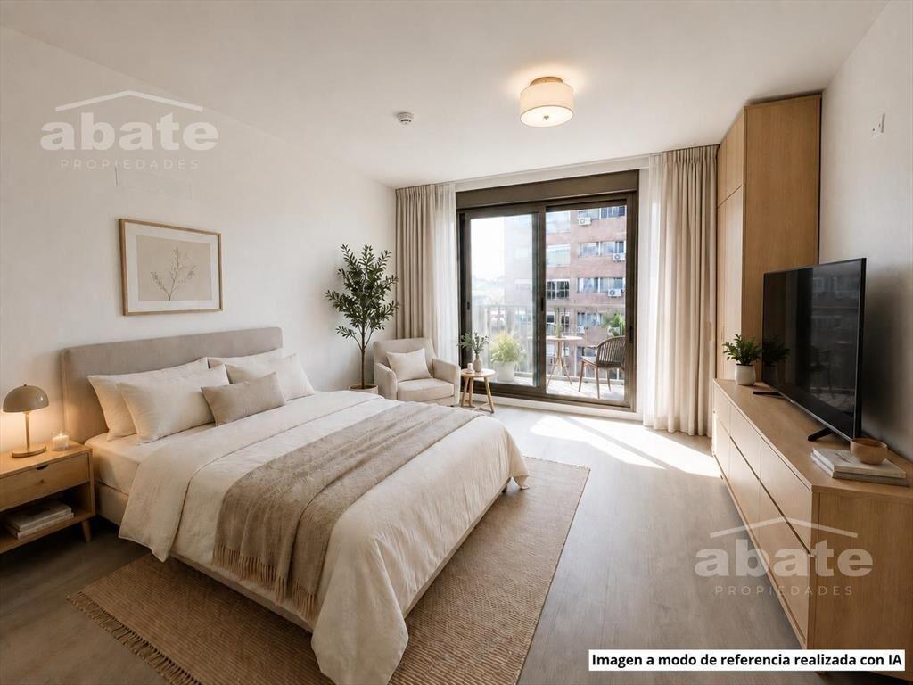 Monoambiente en venta con terraza al frente. Ideal inversió