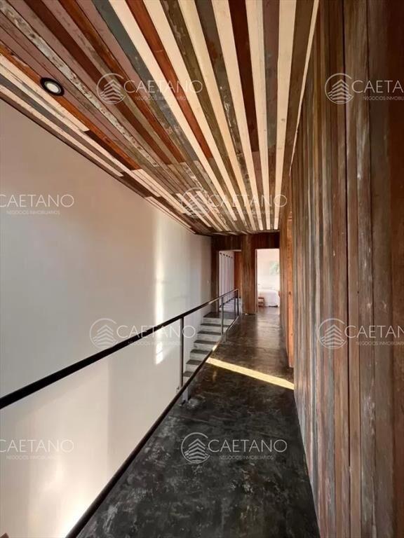 Venta casa 5 dormitorios Punta Piedras,