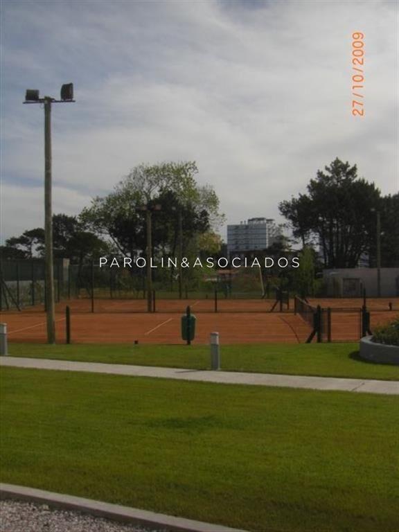 Apartamento en venta de 2 dormitorios en Punta ,