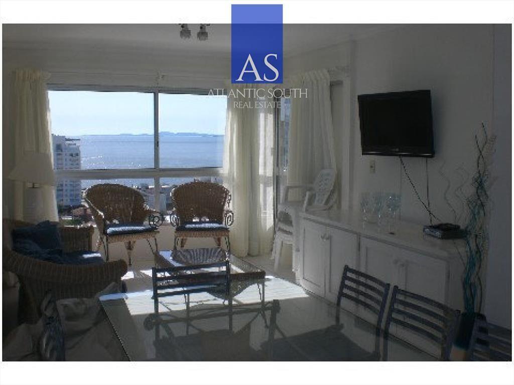 Apartamento de 3 dormitorios con vista al mar del