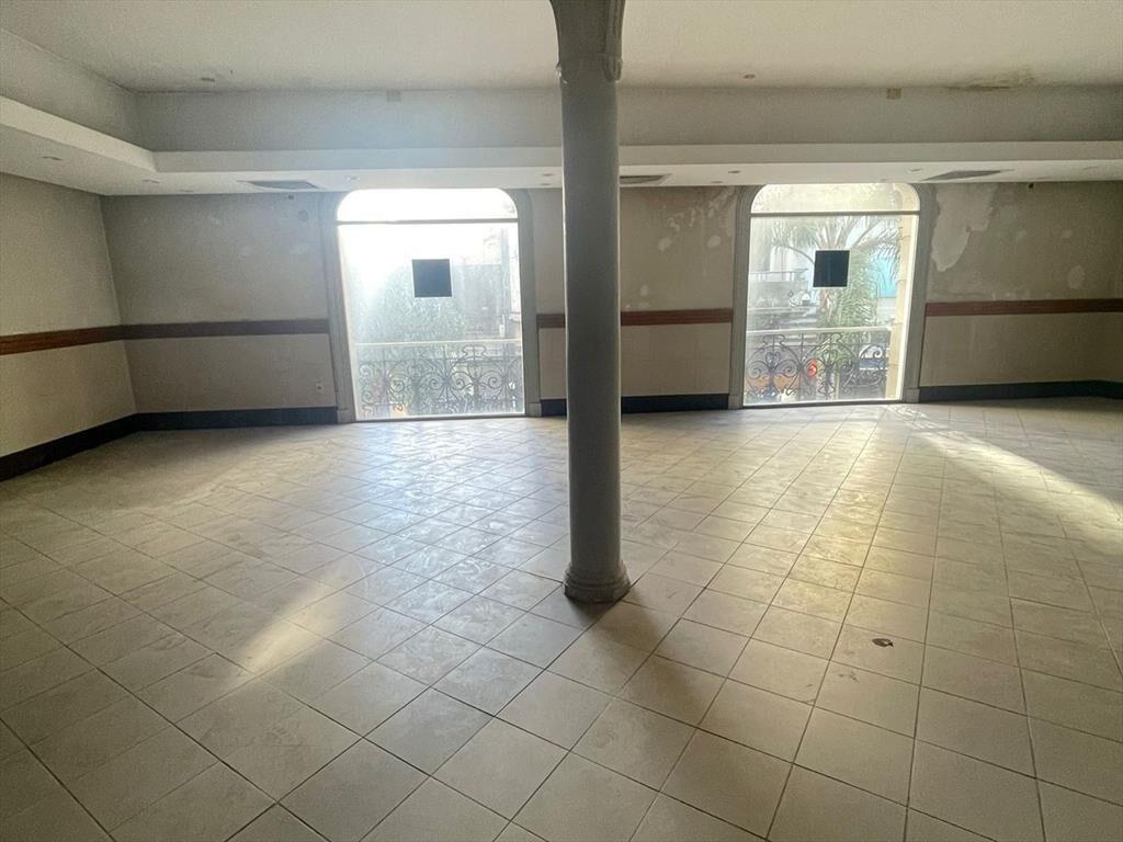 OFICINA EN ALQUILER SOBRE PEATONAL SARANDÍ