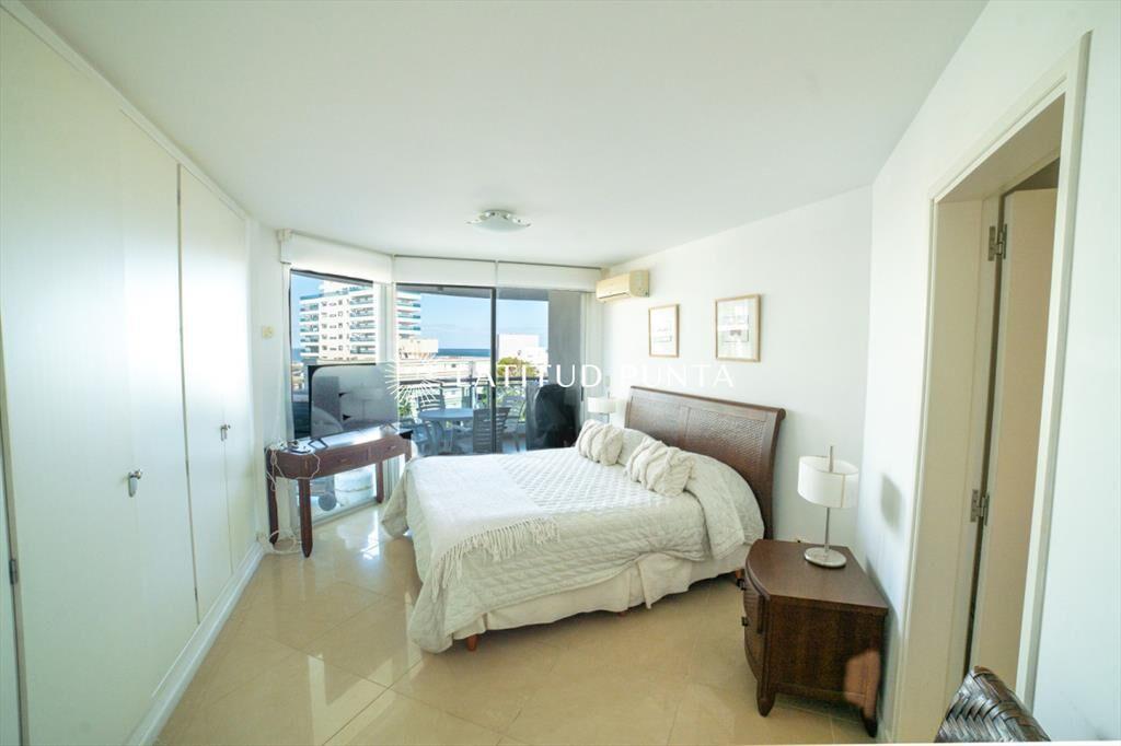 Apartamento en Brava, 3 dormitorios más