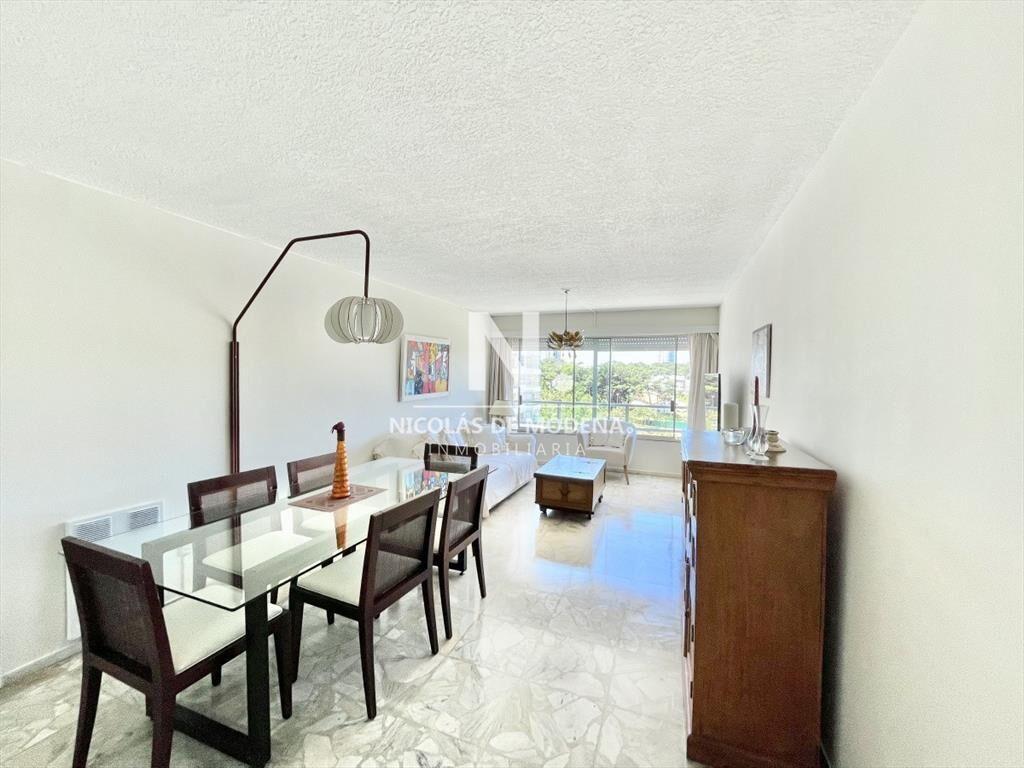 Apartamento en venta 2 dormitorios Playa Mansa,