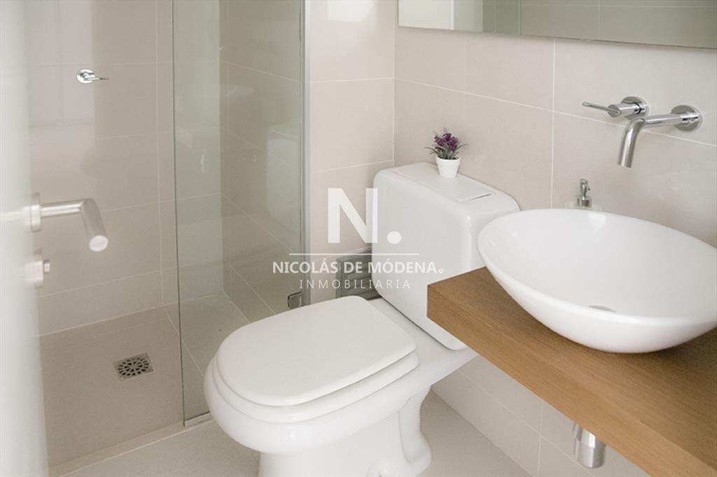 Departamento en venta en torre de categoría