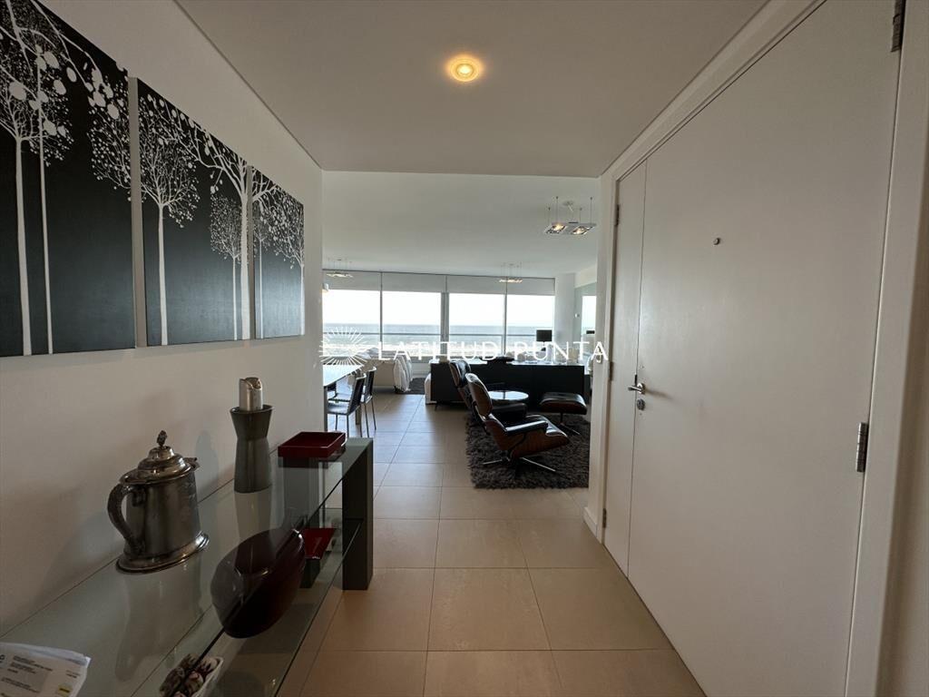 Apartamento en Le Parc, 3 suites más dependencia