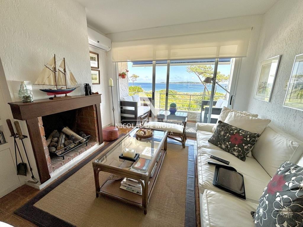 En venta apartamento de 2 dormitorios en Mansa