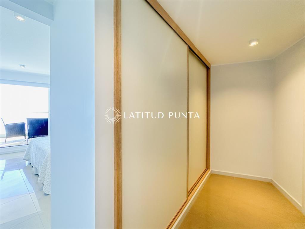 Apartamento en Mansa, 3 suites con vista al mar