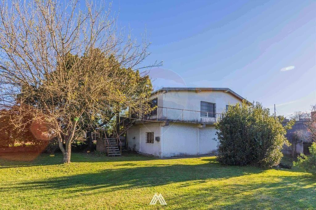 VENTA 2 CASAS, APTO Y LOCAL EN CANELÓN CHICO