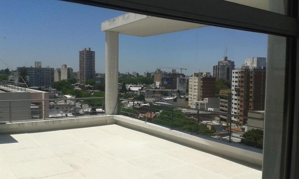 Apartamento en  venta de un dormitorio y garage con renta