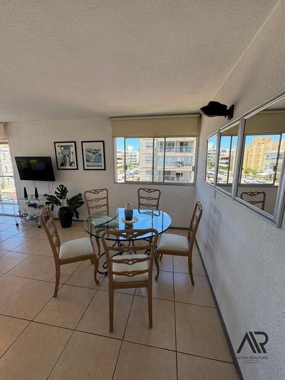Apartamento en alquiler c/ cochera en Península