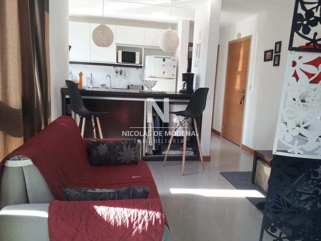 apartamento en venta en Aidy Grill a 2 cuadras