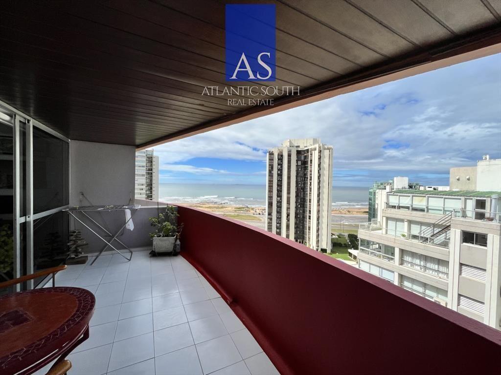 Apartamento 2 dormitorios reciclado piso alto con