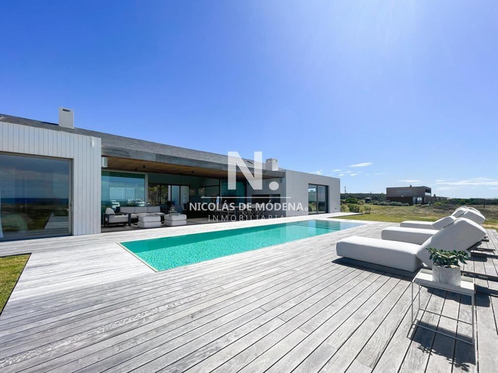 En venta casa de 4 Dormitorios en San Vicente -