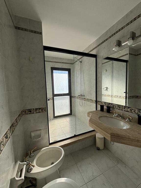 Alquiler Premium Apartamento 2 Dormitorios en Buceo, con ga