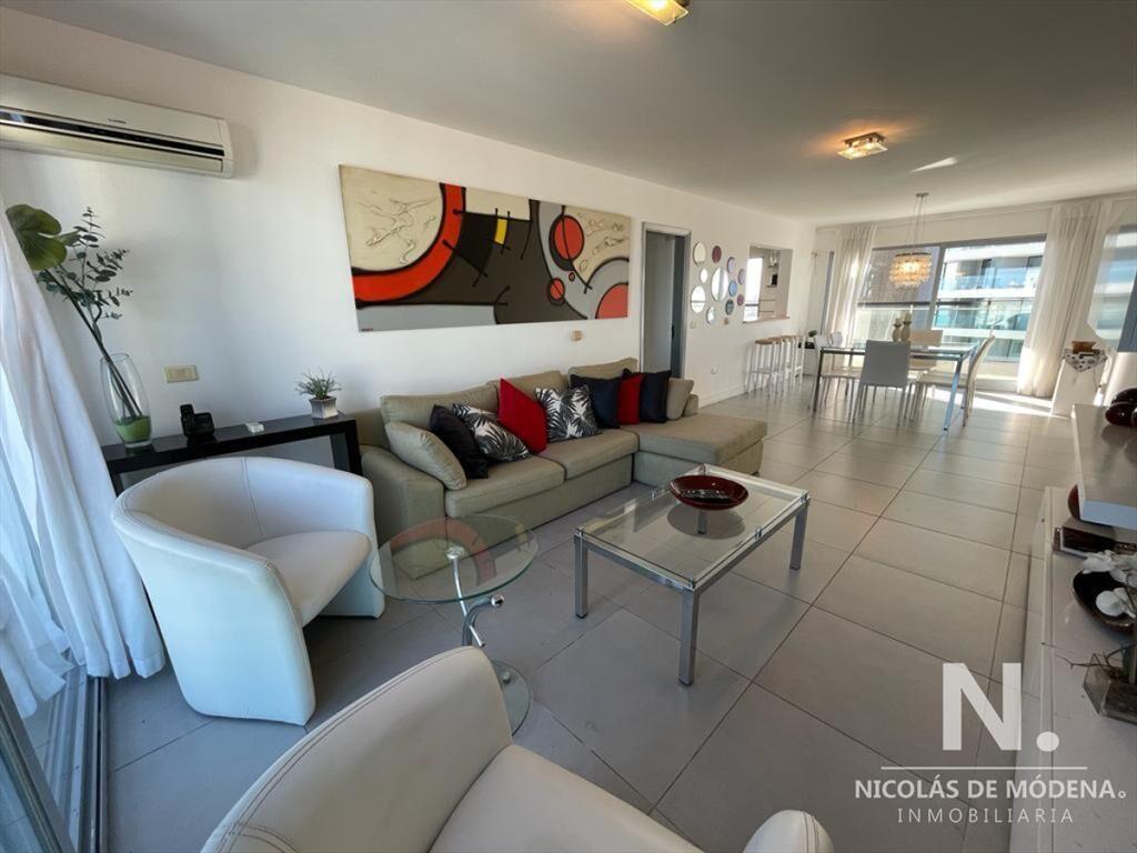 Penthouse con excelente vista al mar !
