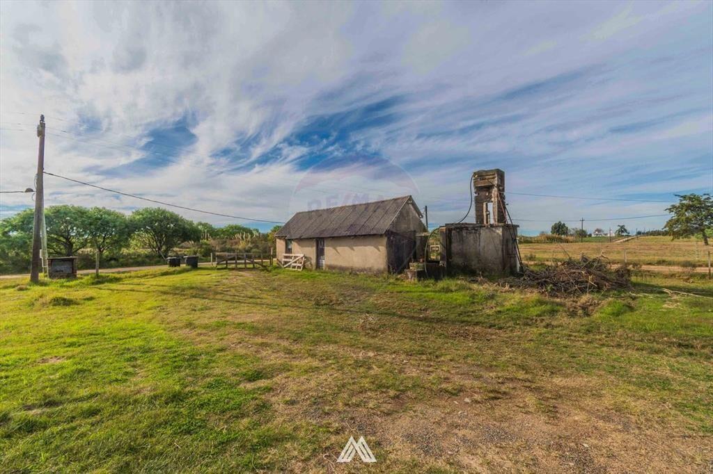 Venta de campo 5,8Ha. con casa en La Montañesa