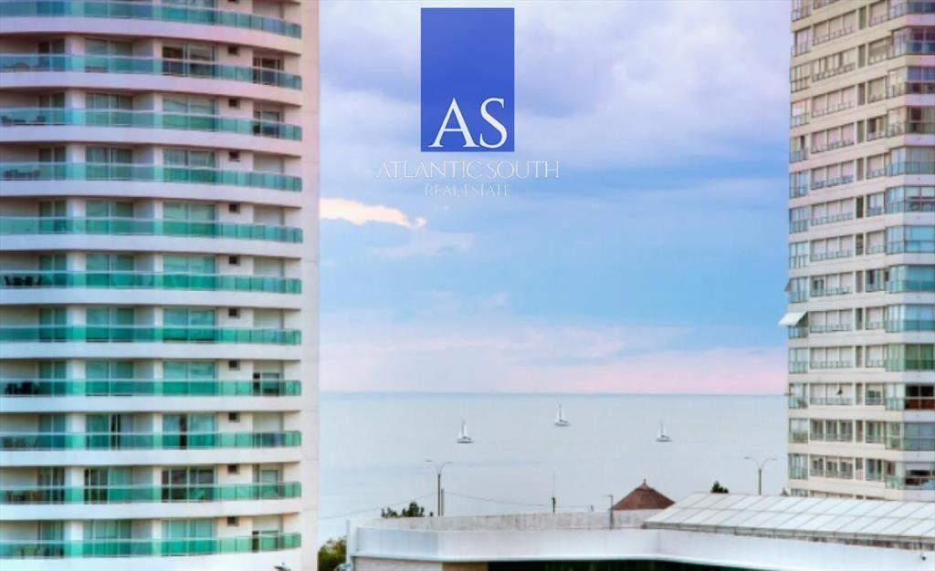 Apartamento de categoría 2 dormitorios y 3 en