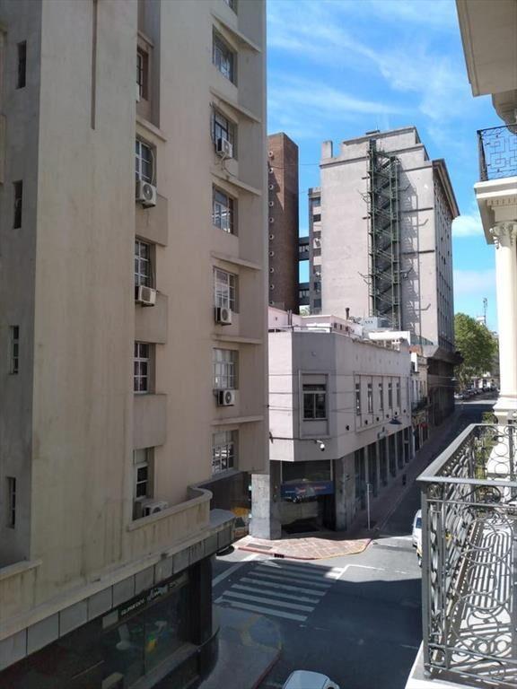 Edificio Liberty 25 de mayo esq Ituzaingó