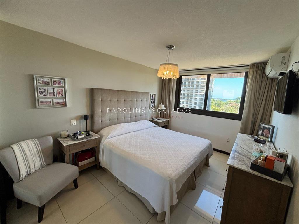 Excelente apartamento con vista 3 dormitorios