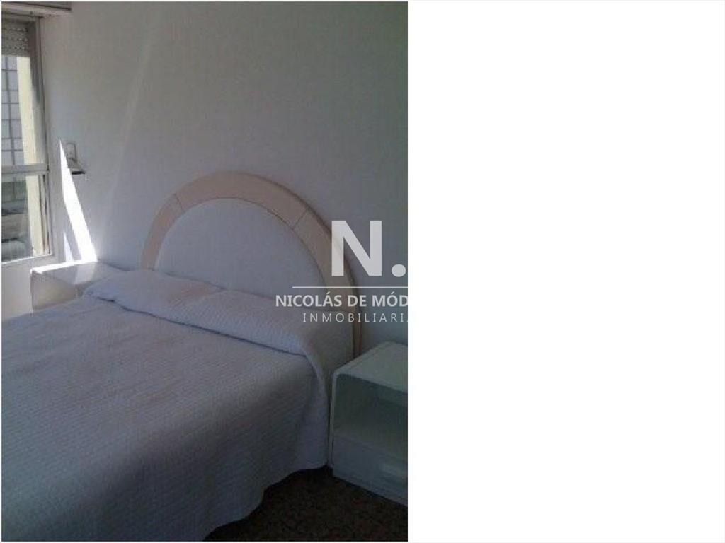 En venta apartamento de 3 dormitorios en Punta