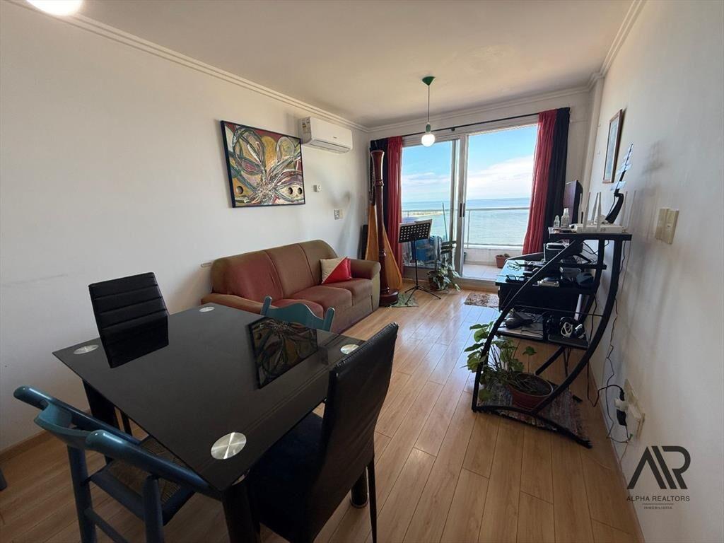 Apartamento en venta c/ cochera compartida en Malvin