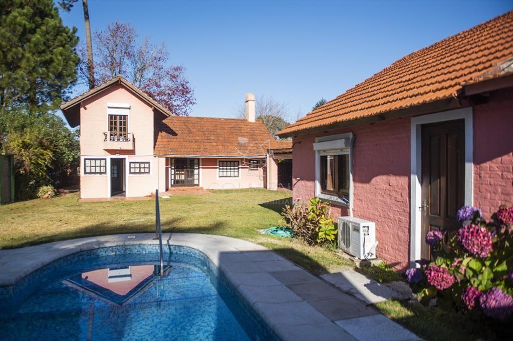 Muy linda casa en venta, zona inmejorable, 3 dormitorios y