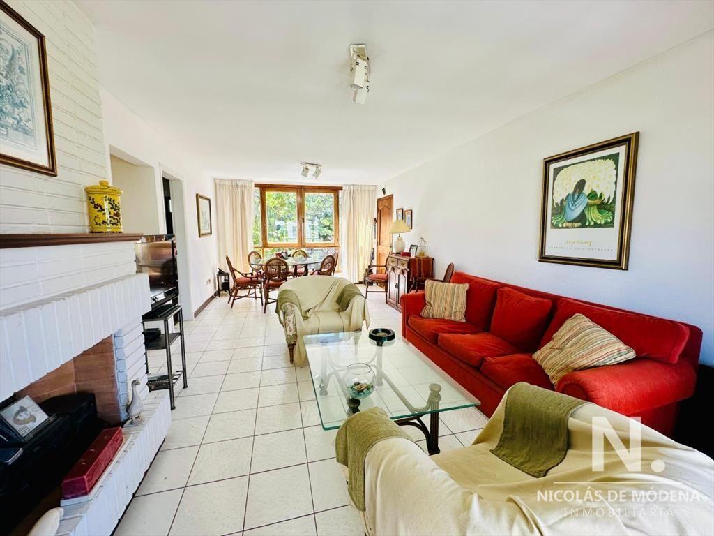 Apartamento en venta de 3 dormitorios con parrillero propio