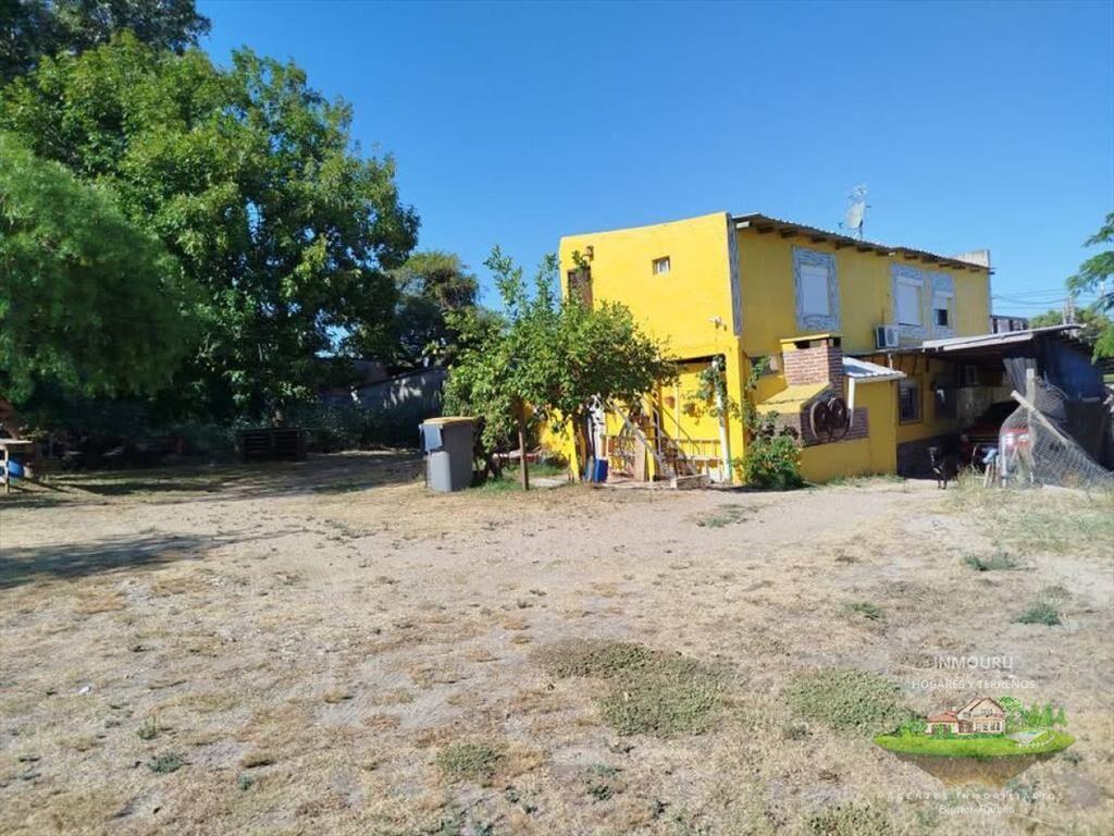 Venta de casa y local comercial