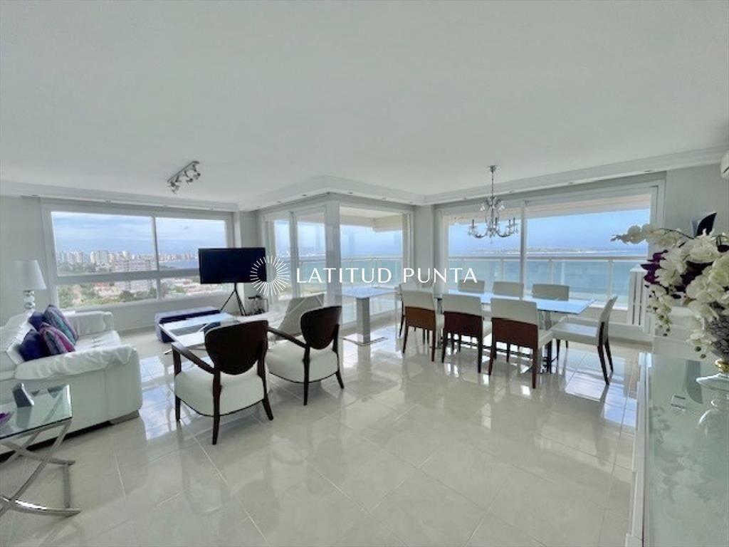 Apartamento en Le Jardin, 3 dormitorios más