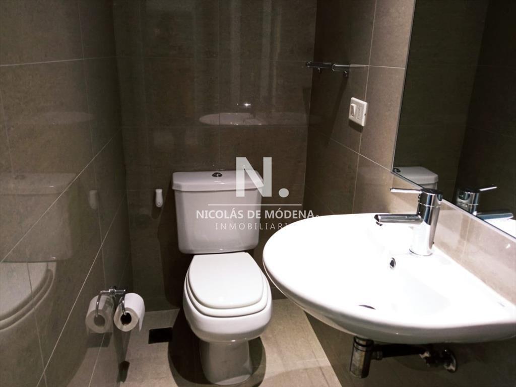 En venta apartamento de 1 dormitorio con gran espacio en Ma